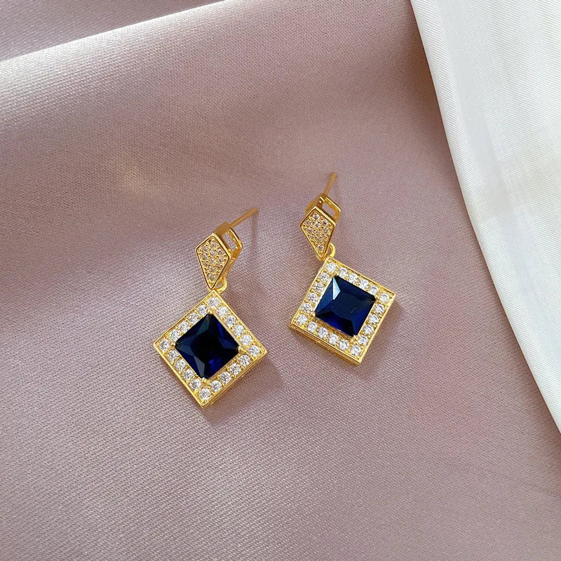 Clara Voss Jewelry Set