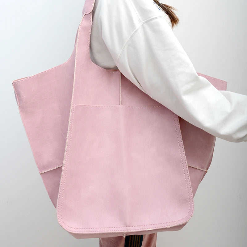 Noir Essential Bag