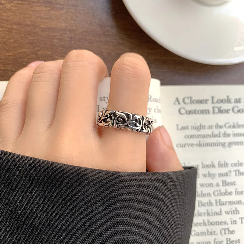 Retro Eternal Vine adjustable Ring